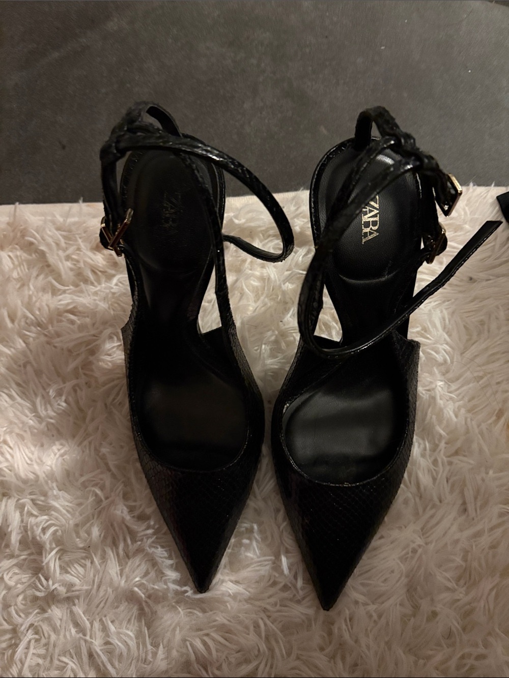 Zara Black Pointed Toe Ankle-Strap Pumps with Buckle